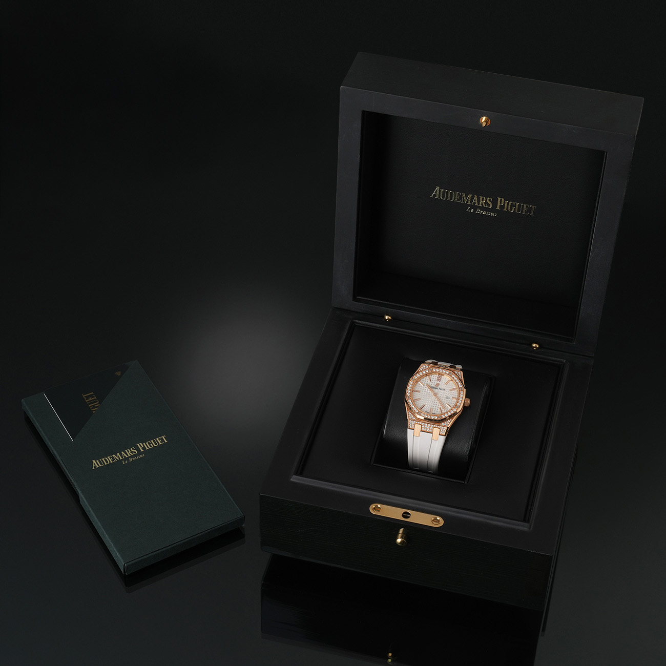 AUDEMARS PIGUET(USED)오데마피게 로얄오크 33 다이아베젤 67652OR